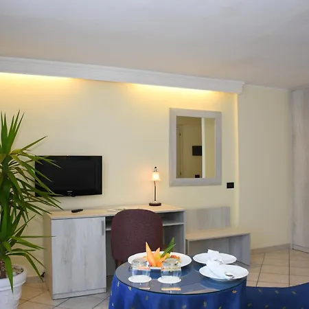 Pugnochiuso Del Faro Отель 4*