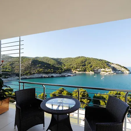 Pugnochiuso Del Faro 4* Вьесте