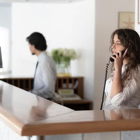 Отель Pugnochiuso Del Faro 4*