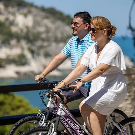 Pugnochiuso Del Faro Отель Вьесте