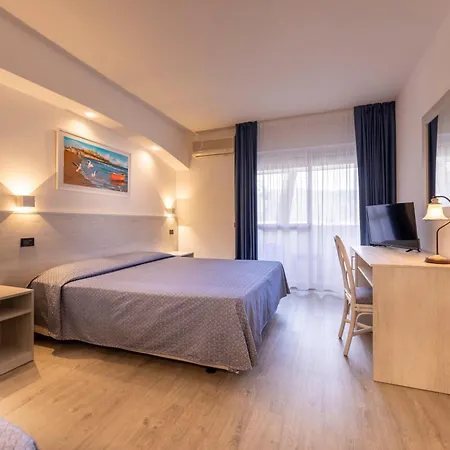 Pugnochiuso Del Faro Вьесте