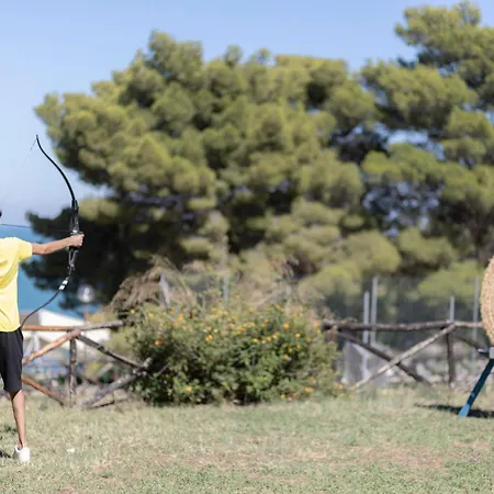 Pugnochiuso Del Faro Вьесте