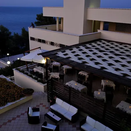 Pugnochiuso Del Faro