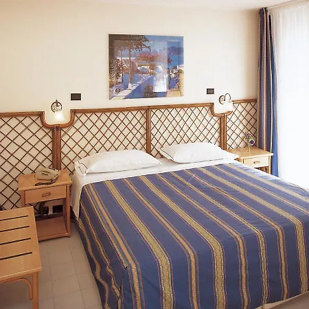 Pugnochiuso Del Faro Отель